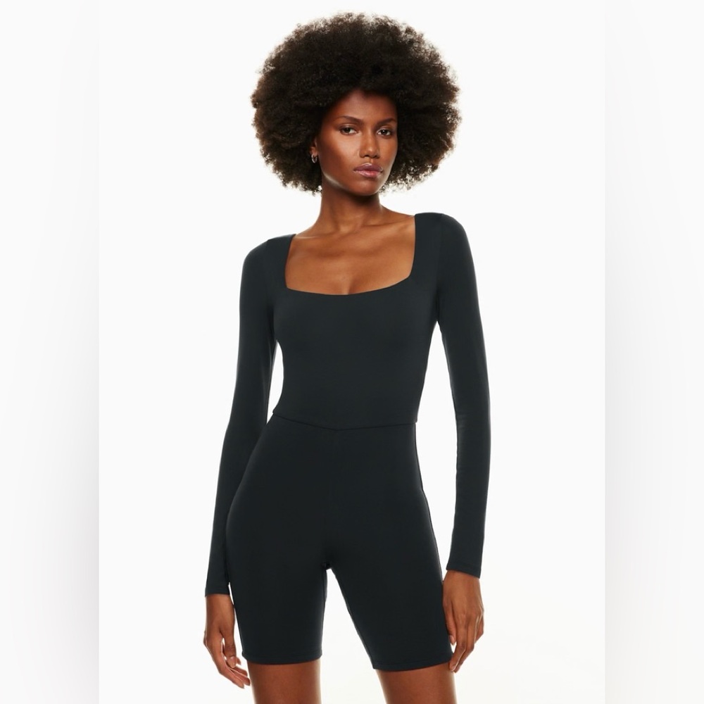 ARITZIA Babaton Contour Square Neck Long Sleeve Romper TAUPE